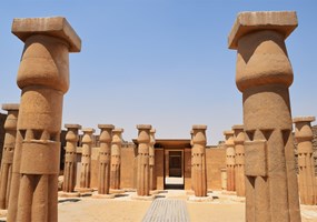 Overnight Cairo & Saqqara Minivan