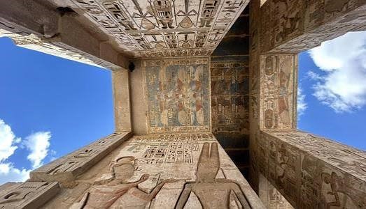 Overnight Luxor Minivan